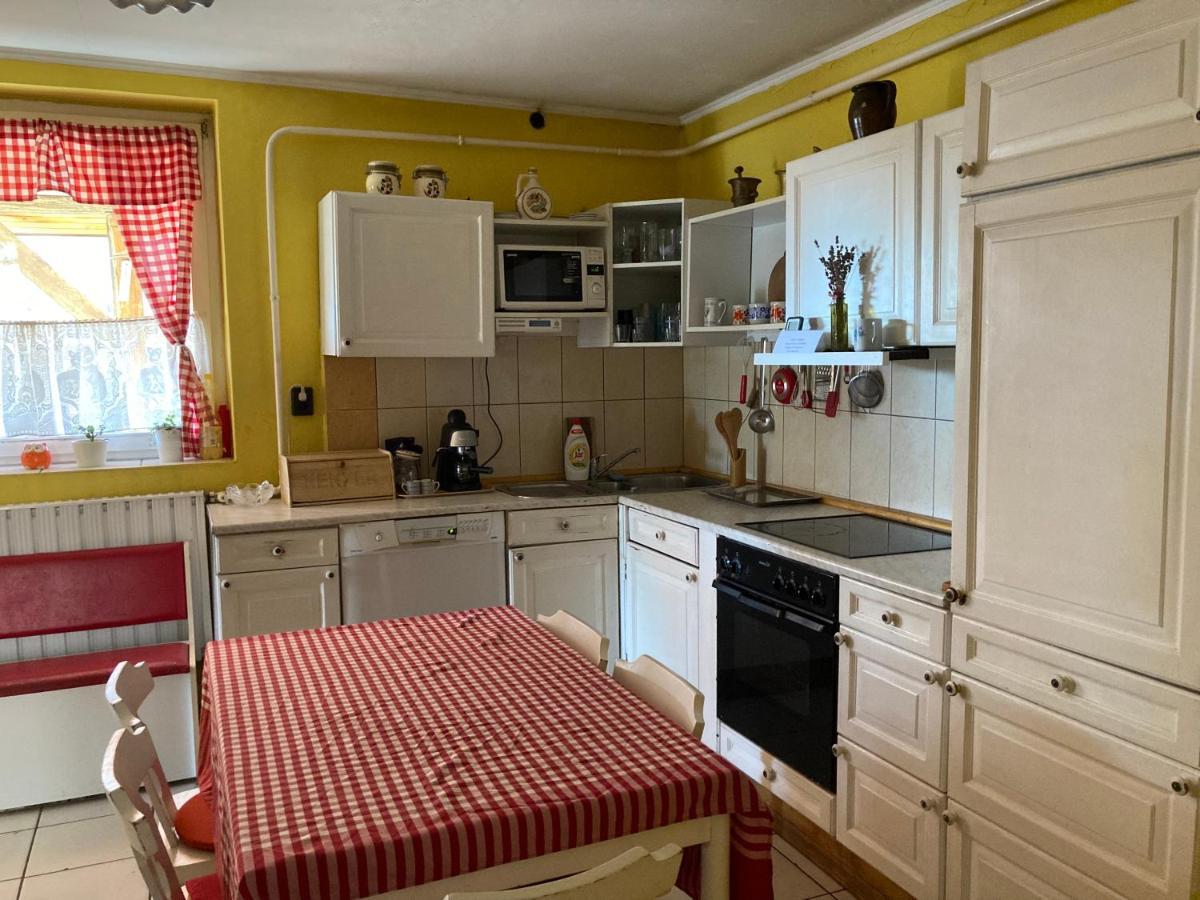 Leander Vendeghaz Appartement Gyöngyös Buitenkant foto